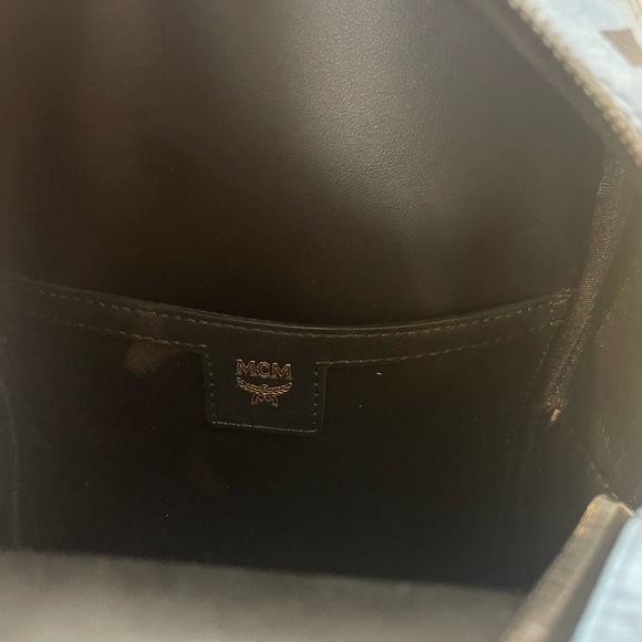 MCM MINI BACKPACK - Picture 5 of 8